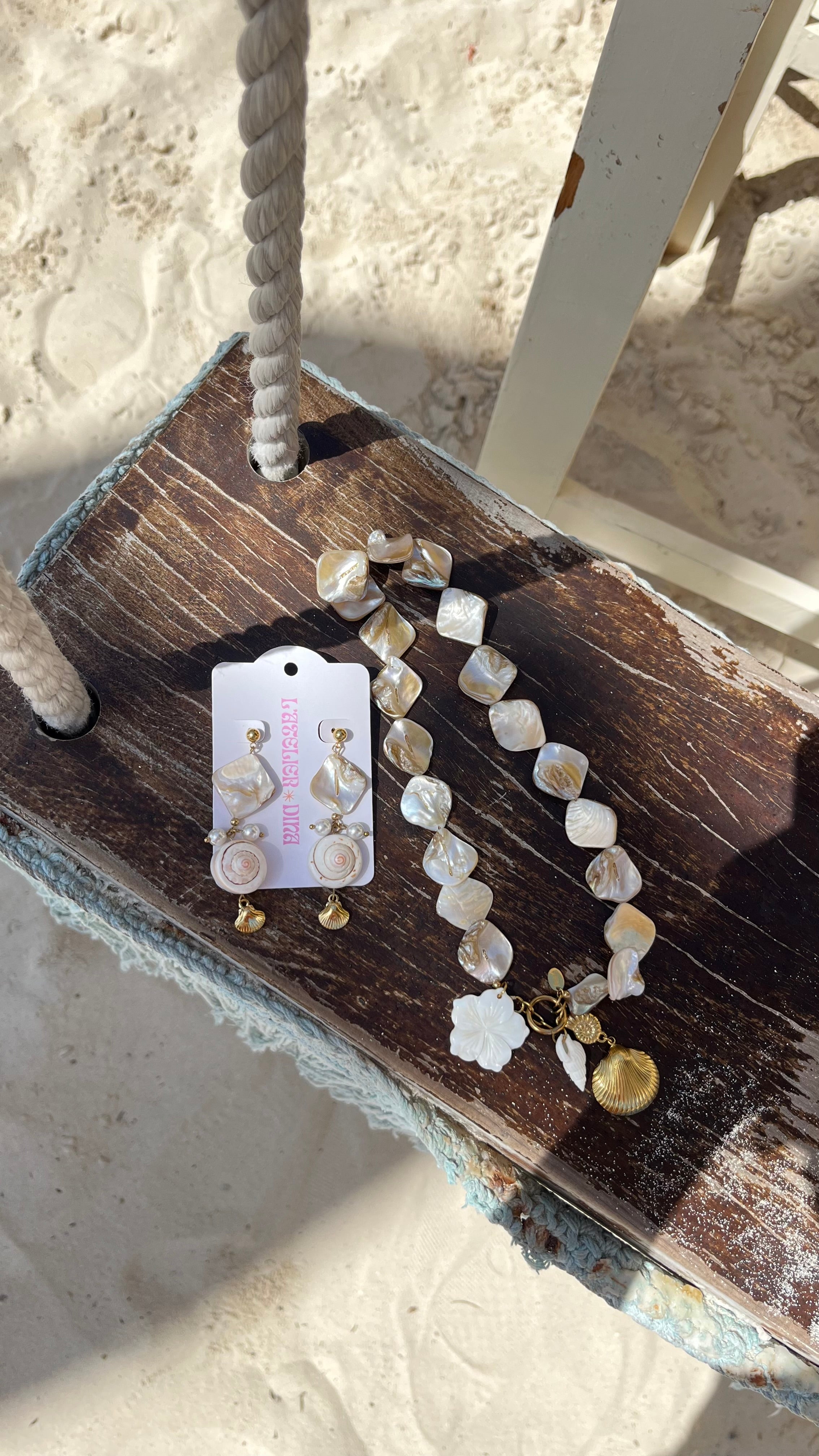 Collier - Le coquillage doré